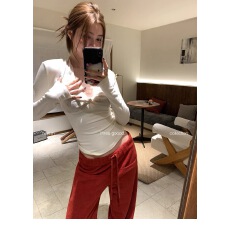 批发THREE GOOOD殷三吉 悬溺月光 纯欲挂脖式开衫背心两件套上衣