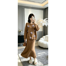 批发韩系立体紫色花朵针织套装孕妈妈秋冬宽松毛衣半身长裙两件套