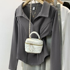 批发翻领正肩长袖t恤女秋季显瘦设计感鱼骨线不规则上衣