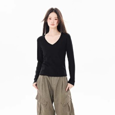 批发95棉春秋季新款v领长袖T恤打底衫女<b class='q'>大码</b>胖mm修身内搭百搭正肩上衣