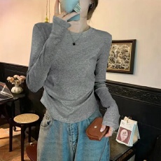 批发纯色打底衫女2025新款<b class='q'>春秋</b>修身设计感小众t恤长袖不规则内搭上衣