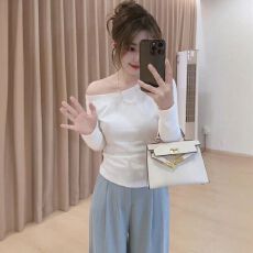 批发白色斜领露肩<b class='q'>长袖</b>打底衫女2025秋冬新款时尚百搭<b class='q'>韩版</b>洋气小众上衣