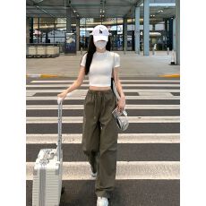 批发夏日<b class='q'>街头</b>风黑色短袖T恤女甜辣紧身显瘦露脐修身短款上衣潮