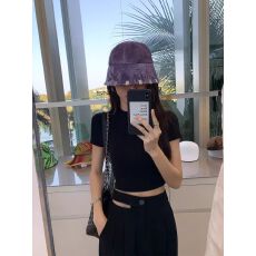 批发夏日<b class='q'>街头</b>风黑色短袖T恤女甜辣紧身显瘦露脐修身短款上衣潮