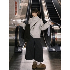 批发韩系复古套<b class='q'>装</b><b class='q'>女</b>秋冬新款麻花立领针织衫毛衣阔腿九分裤两件套高级