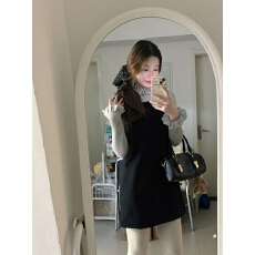 批发法式小香风套装女<b class='q'>秋</b>冬新款气质毛呢背心连衣裙内搭花瓣领长袖衬衫