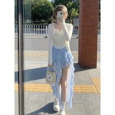 批发温柔风套装女春夏新款气质<b class='q'>长袖</b><b class='q'>开衫</b>上衣叠穿吊带背心半身裙三件套