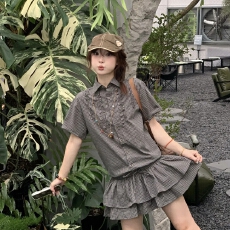 批发日系<b class='q'>复古</b>格纹木耳边短袖衬衫<b class='q'>连衣裙</b>女夏季2026新款时尚蛋糕裙短裙