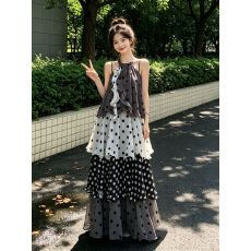 批发法式波点设计感层叠挂脖背心连衣裙女夏季巨好看蓬蓬蛋糕裙子绝美