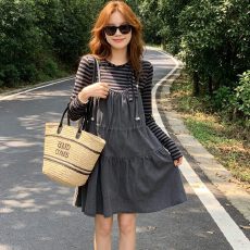 批发韩系低饱和度套装女秋季新款灰色牛仔吊带<b class='q'>裙</b>叠穿条纹打底衫两件套