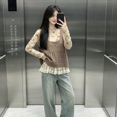批发设计感复古棕色镂空针织马甲背心蝴蝶印花叠穿长袖T恤女秋冬套装