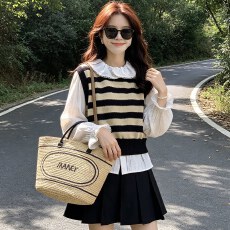 批发套装女2026新款春秋学院条纹针织马甲叠穿娃娃领衬衫百褶裙三件套