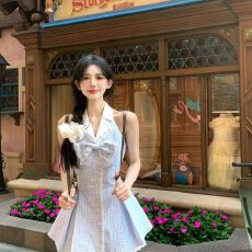批发韩系减龄甜美蓝色格纹挂脖<b class='q'>连衣裙</b>小个子千金感气质收腰a字短裙子