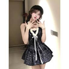批发纯欲辣妹蕾丝花边拼接挂脖无袖碎花<b class='q'>连衣裙</b>女法式收腰显瘦蓬蓬短裙