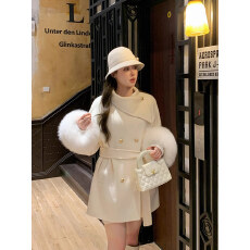 批发欧洲站高级感名媛风别致侧领<b class='q'>时尚</b>洋气显瘦羽绒气质毛呢大衣女冬季