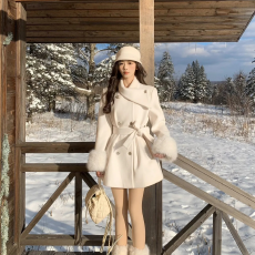 批发名媛风别致毛呢大衣女装2025冬季新款千金感毛毛袖口收腰显瘦外套