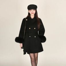 批发小香风袖口毛毛加棉毛呢<b class='q'>外套女</b>冬季新款超火独特加厚大衣纯色上衣