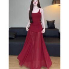 批发度假风浅绿色吊带连衣裙女<b class='q'>夏季</b>修身网纱拼接长裙性感包臀鱼尾裙子