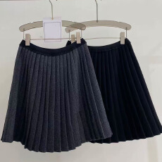 批发已出大货 松紧腰毛呢百褶<b class='q'>裙</b>女2025秋冬新款五分<b class='q'>裙</b>中<b class='q'>裙</b>垂感A<b class='q'>字</b>伞<b class='q'>裙</b>