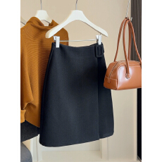 批发已出大货通勤风黑色毛呢半身裙女2025新款不规则高腰五分裙包臀裙