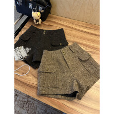 批发已出大货 中古小香风羊毛粗花呢<b class='q'>短裤</b><b class='q'>女</b>冬季设计感小众百搭A字裤子