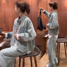 批发新中式国风重工刺绣牛仔短款外套女春秋新款复古休闲百搭长袖上衣