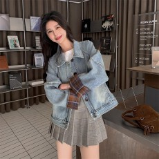 批发格子拼接牛仔外套女春<b class='q'>秋</b>2025新款百搭流行别致独特设计感夹克上衣