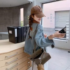 批发蓝色复古小个子牛仔外套女短款2025春新款今年流行设计感<b class='q'>夹克</b>上衣