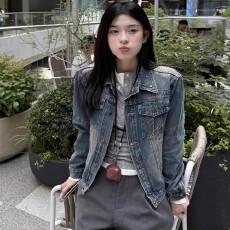 批发复古美式牛仔外套女2026年新款春<b class='q'>秋</b>季蓝色休闲设计感工装夹克上衣