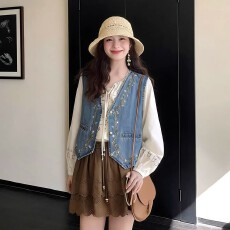 批发韩版重工刺绣复古<b class='q'>牛仔</b>马甲外套女春季新款设计感叠穿百搭坎肩上衣