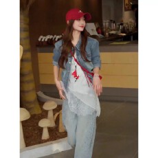 批发春夏新款小个子显瘦百搭美式复古<b class='q'>牛仔</b>短<b class='q'>外套</b>女设计感<b class='q'>牛仔</b>夹克<b class='q'>上衣</b>