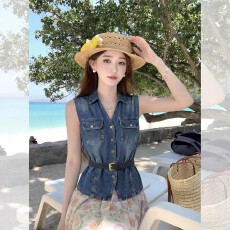 批发2026夏季大码港风复古牛仔衬衫女装无袖翻领收腰腰带显瘦百搭上衣