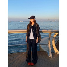 批发美式复古解构质感牛仔外套<b class='q'>女</b>2026春秋季修身显瘦<b class='q'>时尚</b>工装正肩夹克