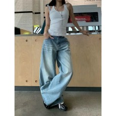 批发高街潮牌宽松bf风辣妹牛仔裤女小个子设计感刺绣高腰显瘦直筒长裤