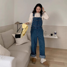 批发女装春季新款减龄休闲韩版背带牛仔裤蓝色宽松休闲百搭<b class='q'>连体裤</b><b class='q'>长裤</b>