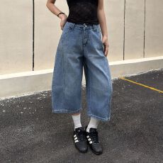 批发美式复古高街弯刀牛仔短裤女夏季百搭休闲高腰宽松显瘦阔腿