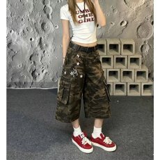 批发2026夏季美式复古迷彩七分工装裤夏季新款廓形宽松多口袋中裤