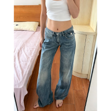批发美式不贴腿直筒牛仔裤女新款辣妹低腰设计感宽松百搭显瘦喇叭长裤