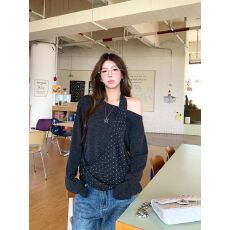 批发原版<b class='q'>兔毛</b>面料美式波点接拼挂脖假两件上衣女秋季露肩长袖T恤