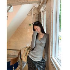 批发人棉磨毛灰色口袋长袖T恤女秋季修身u领打底衫显瘦内搭上衣