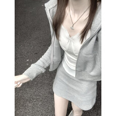 批发美式复古灰色运动风休闲套装女减龄显瘦小个子连帽卫衣半裙<b class='q'>两件套</b>