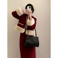 批发新中式国风套装复古红色新年战袍限定气质高级感外套<b class='q'>半身</b>裙两件套