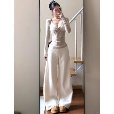 批发纯欲辣妹<b class='q'>V领</b>扭结打底衫内搭长袖上衣ins