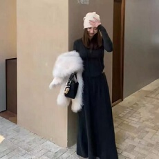 批发套装秋冬温柔风交叉绑带V领修身显瘦针织上衣直筒<b class='q'>半身裙</b>套装