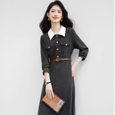 批发法式赫本风翻领连衣<b class='q'>裙</b>秋季新款时尚收腰显瘦撞色POLO领中长<b class='q'>裙</b>