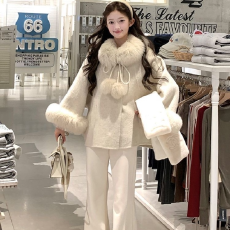 批发初雪斗篷仿狐狸毛领宽松毛呢大衣<b class='q'>女</b>慵懒风呢子袖口毛<b class='q'>外套</b>百搭大衣