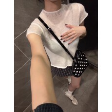 批发法式冰丝薄款微透简约短袖卷边T恤女修身显瘦时髦百搭针织衫上衣