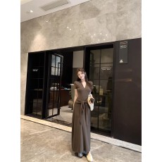 批发法式复古V领简约百搭打底气质<b class='q'>修身</b>显瘦辣妹短袖包臀连衣裙两件套