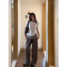 批发原版发泡印花 时尚荡领短袖t恤女设计感<b class='q'>上衣</b>