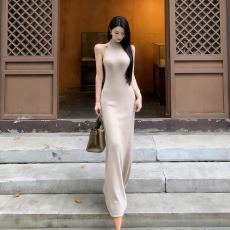 批发无袖挂脖针织长裙掐腰修身显瘦女款连衣裙2026年春季内搭裙